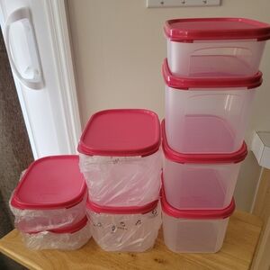 **RARE**HARD TO FIND***HOT PINK**TUPPERWARE Modular Mates Mini Rectangle Set